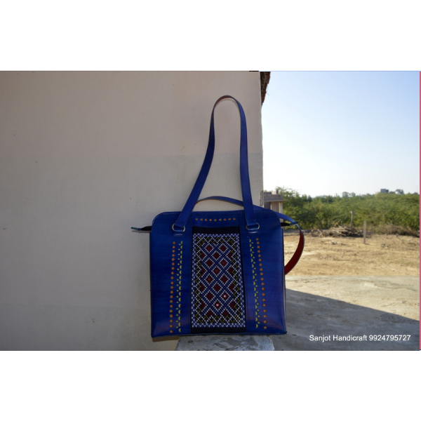 natural and artistic